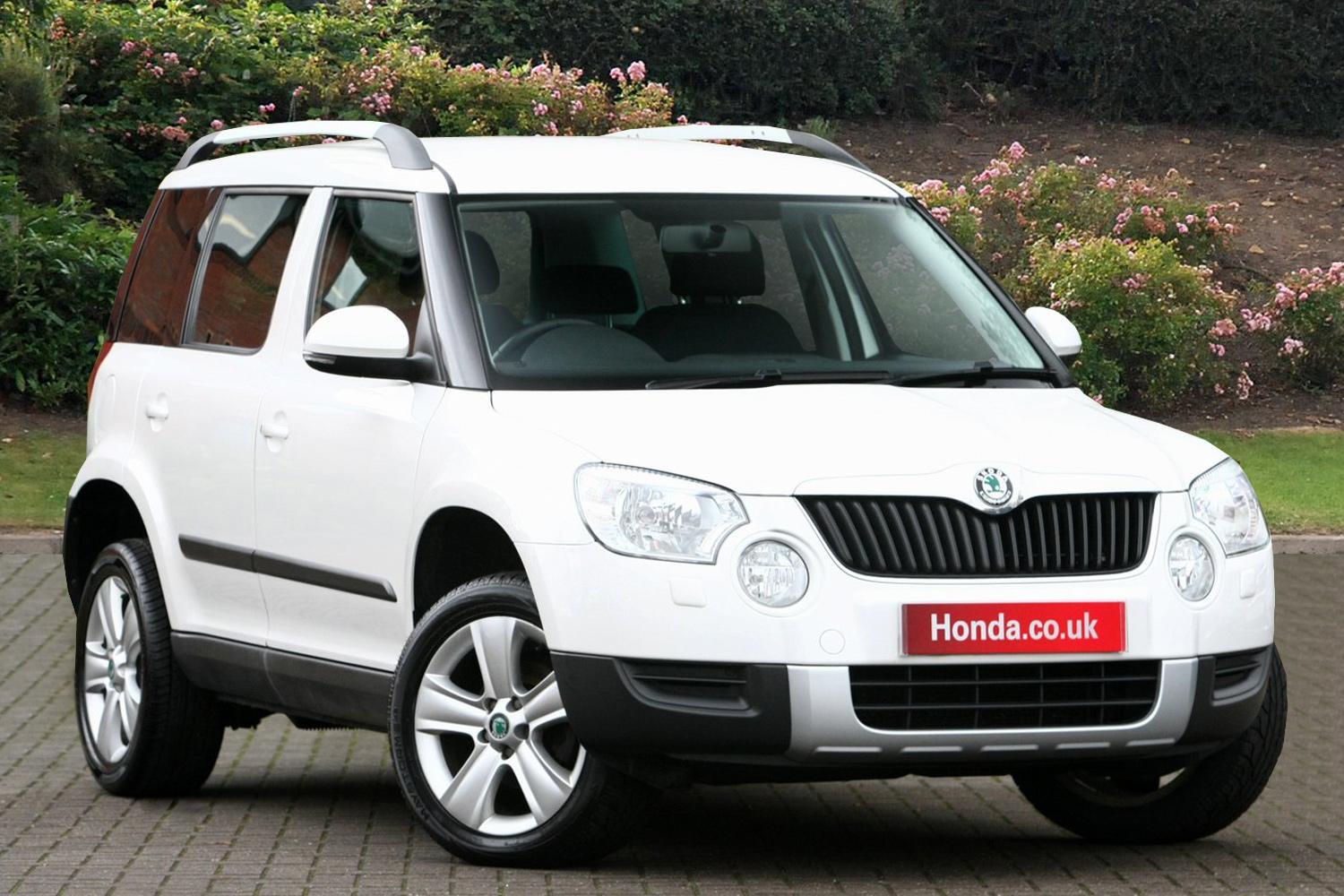 Коды шкода йети. Skoda Yeti 4x4. Шкода Йети фото. Шкода Йети игрушка. Шкода Йети бежевый.